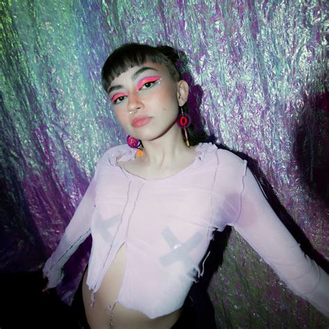 tinzo dj nude|Tinzo · Artist Profile .